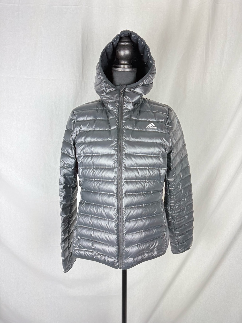 Adidas Women’s Lightweight Hooded Puffer Jacket – Black – Size Large